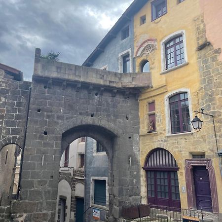 Le Puy-en-Velay Aux Portes Du Mont Anis מראה חיצוני תמונה